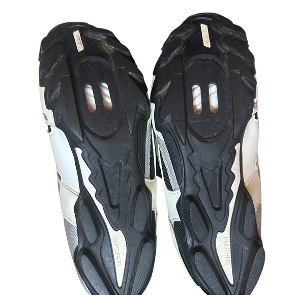 Shimano SPD Clip-In Cycling Shoes Women’s 41 Silver Black Velcro Road Bike - Picture 10 of 12